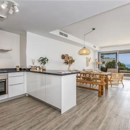 Апартаменты Vivi Homes - Casa Ferli Pool, Garden, Golf & Sea View *