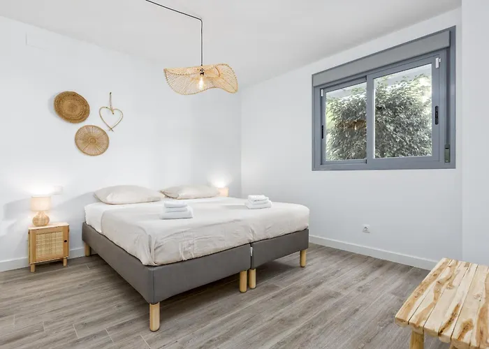Апартаменты Vivi Homes - Casa Ferli Pool, Garden, Golf & Sea View *