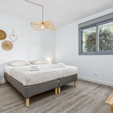 아파트 Vivi Homes - Casa Ferli Pool, Garden, Golf & Sea View *