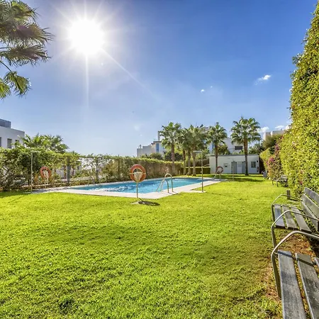 Vivi Homes - Casa Ferli Pool, Garden, Golf & Sea View *