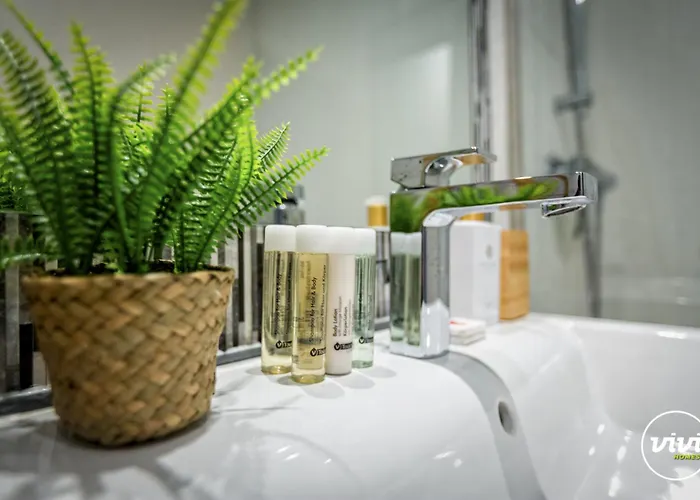 アパート Vivi Homes - Casa Ferli Pool, Garden, Golf & Sea View