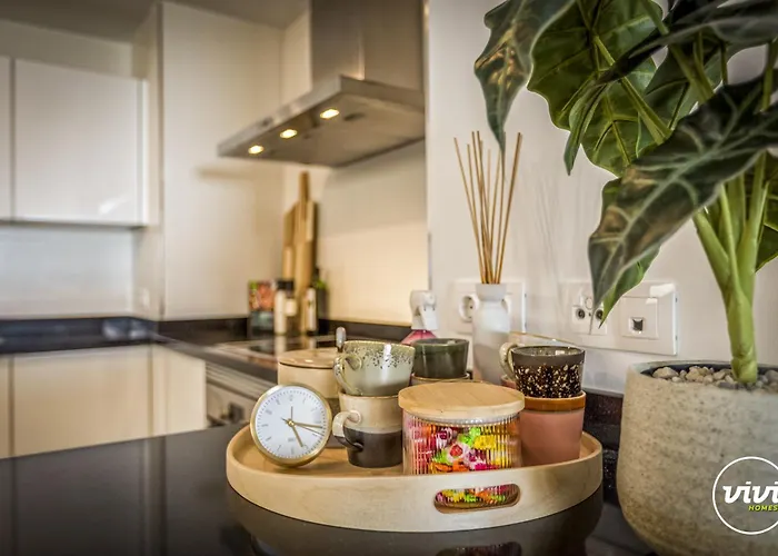 Vivi Homes - Casa Ferli Pool, Garden, Golf & Sea View *