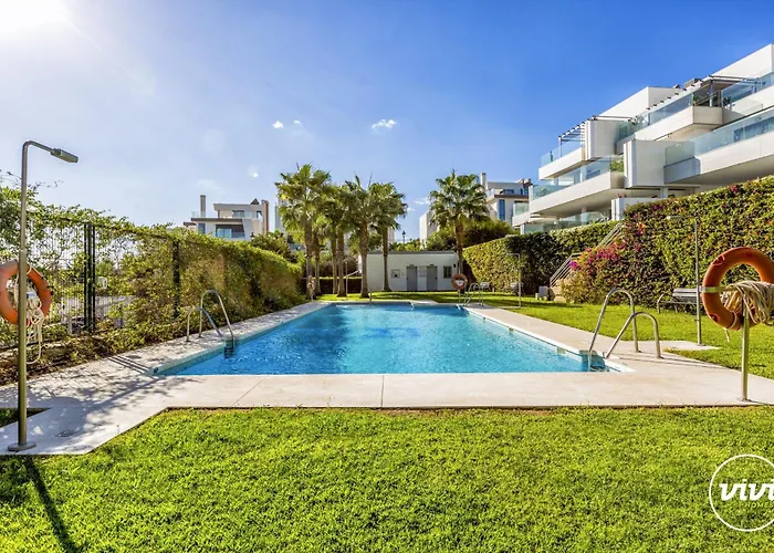 Vivi Homes - Casa Ferli Pool, Garden, Golf & Sea View Apartment