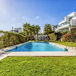 Vivi Homes - Casa Ferli Pool, Garden, Golf & Sea View Apartment