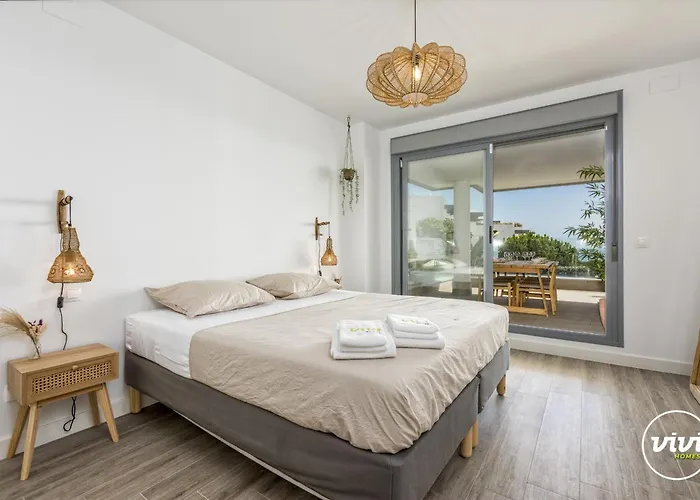 Vivi Homes - Casa Ferli Pool, Garden, Golf & Sea View דירה