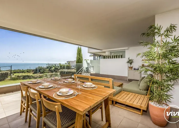 Vivi Homes - Casa Ferli Pool, Garden, Golf & Sea View מארבלה