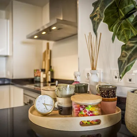 Vivi Homes - Casa Ferli Pool, Garden, Golf & Sea View *